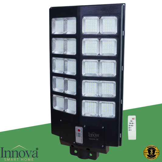 Lampa Solara Stradala Helio PRO Innova 1000W – LED 80 000 lm, Senzor Miscare, Senzor Lumina IP66, Telecomanda & Suport Prindere