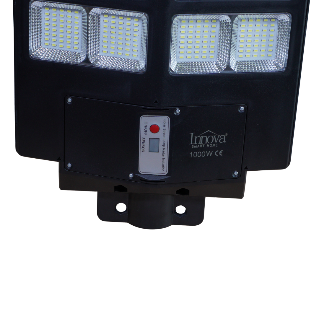 Lampa Solara Stradala Helio PRO Innova 1000W – LED 80 000 lm, Senzor Miscare, Senzor Lumina IP66, Telecomanda & Suport Prindere