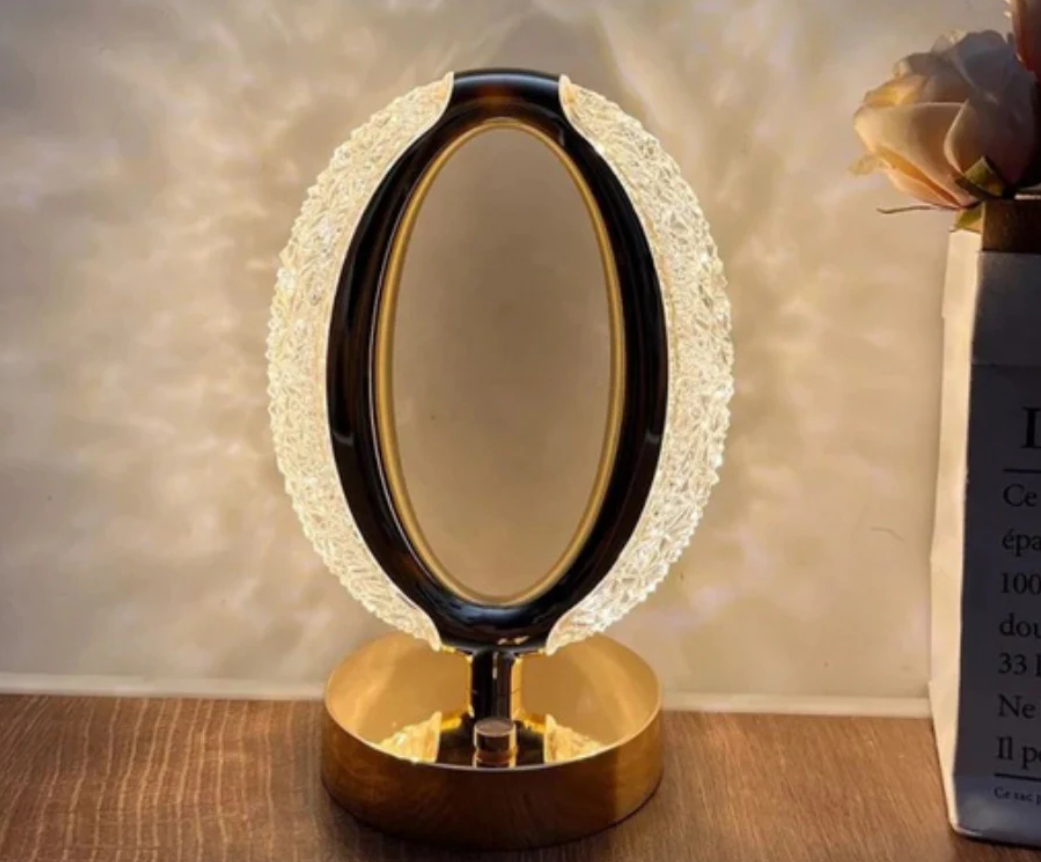 Lampa Diamond Crystal LED – Eleganță rafinată cu 3 temperaturi de culoare Alb Rece, Alb Cald, Neutru și Accente Aurii