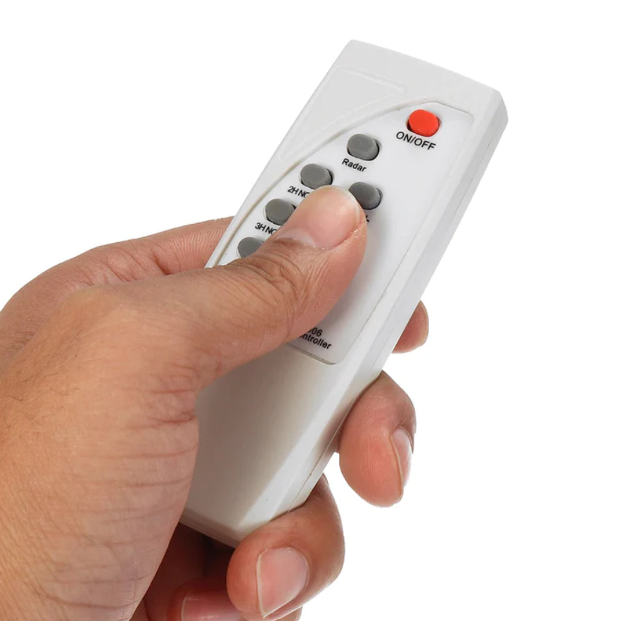 Lampa Solara Stradala Helio PRO Innova 1000W – LED 80 000 lm, Senzor Miscare, Senzor Lumina IP66, Telecomanda & Suport Prindere