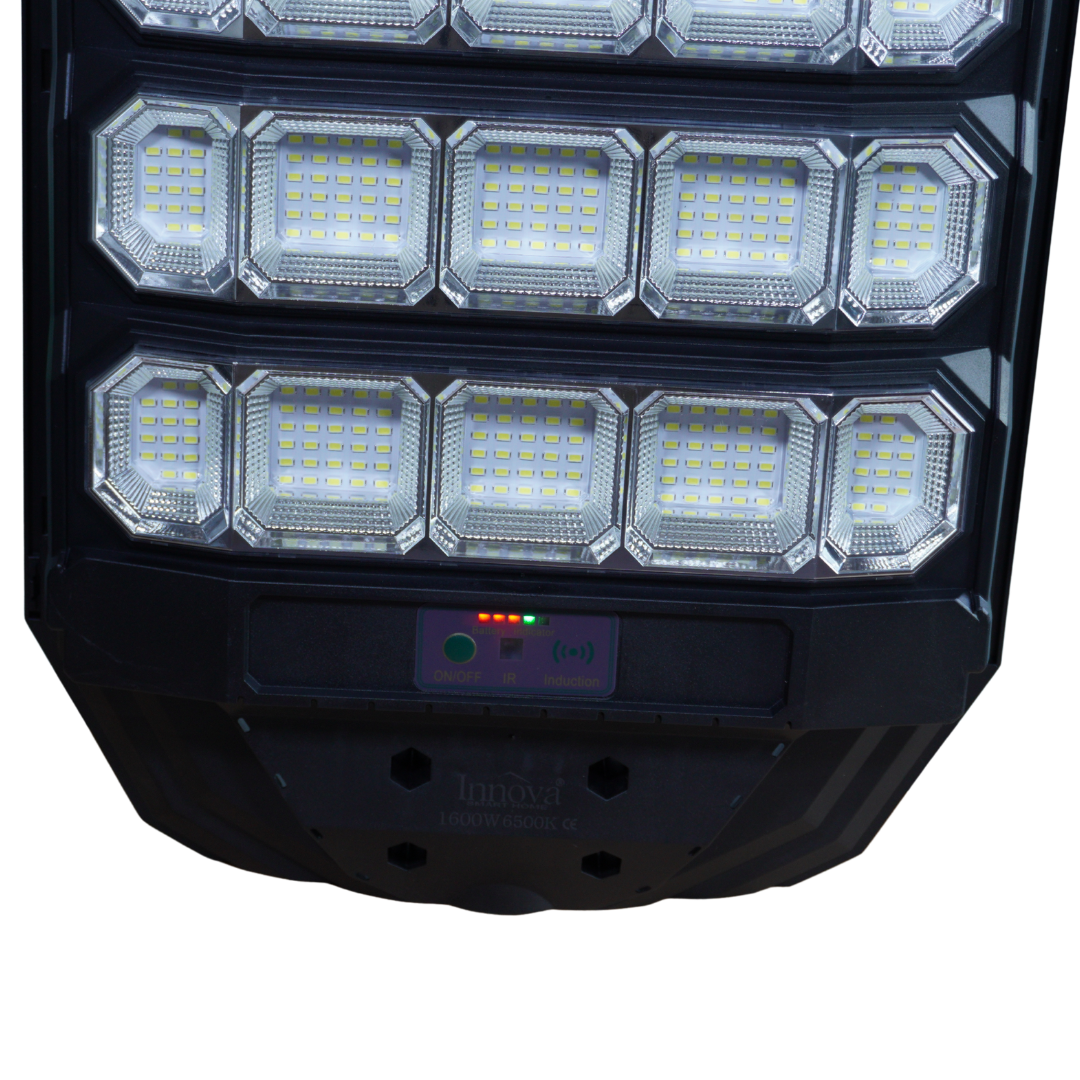 Lampa Solara Stradala Polaris Innova 1600W – LED 120 000 lm, Senzor Lumina/Miscare si Telecomanda, IP66 & Suport Prindere