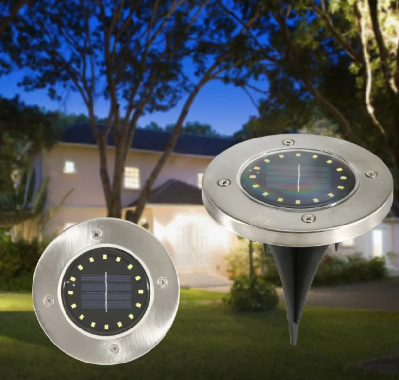 Set de 4 Lămpi Solare cu 16 LED-uri și Senzor de Lumină - Iluminare Caldă, Montare în Sol