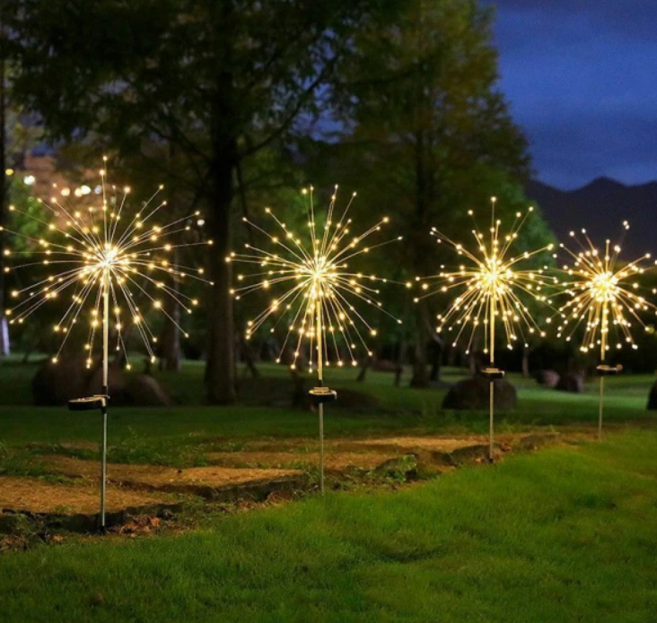 Set de Lămpi Solare Artificiale cu Suport Metalic – Disponibile în Varianta 2/4/8/20 Lămpi, Fiecare cu 90 LED-uri și Lumină Caldă pentru Încântare și Eleganță